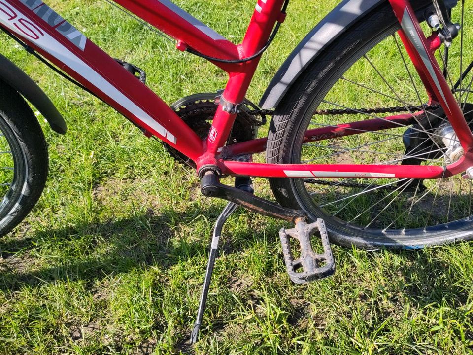 Rotes Fahrrad 26" Zoll von Bocas mit Schwalbe Mänteln 21 Gang in Hamburg