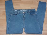 Skinny Jeans von CLOCKHOUSE 44 mittelblau guter Zustand Thüringen - Erfurt Vorschau