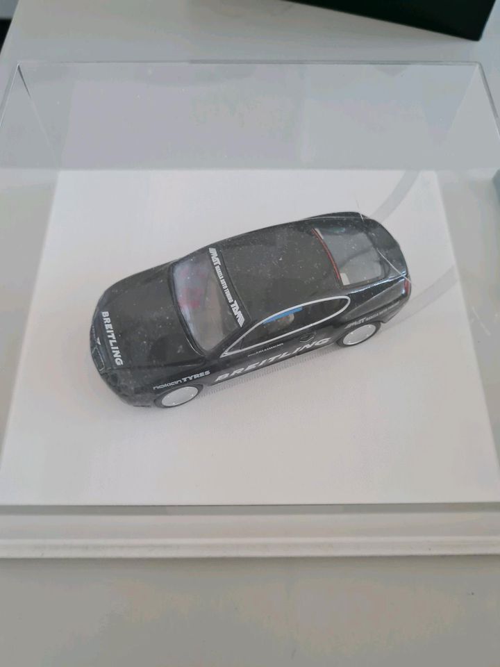 Bentley Modellautos 1:43 Sammlung Vitrinenmodelle Minichamps in Karlsruhe
