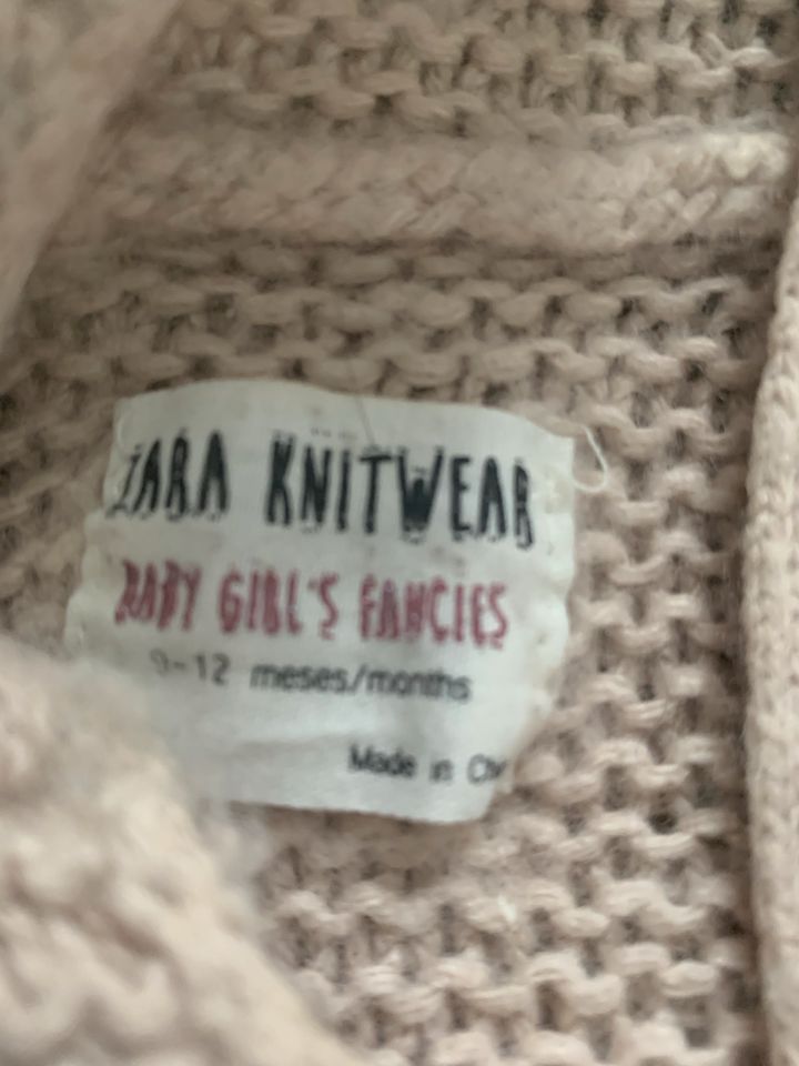 Zara Strickjacke Pullover 9-12 Monate , passt zu oeuf in Gründau