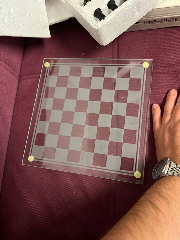 Schachspiel Glas // Schachbrett aus massiven Glas // CHESS SCHACH in Berlin