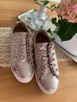 Sneakers von Guess Größe 39 (Festpreis) Baden-Württemberg - Abstatt Vorschau