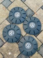 Felgenkappen VW Radkappen schwarz mit Aluminium Emblem Nordrhein-Westfalen - Jüchen Vorschau