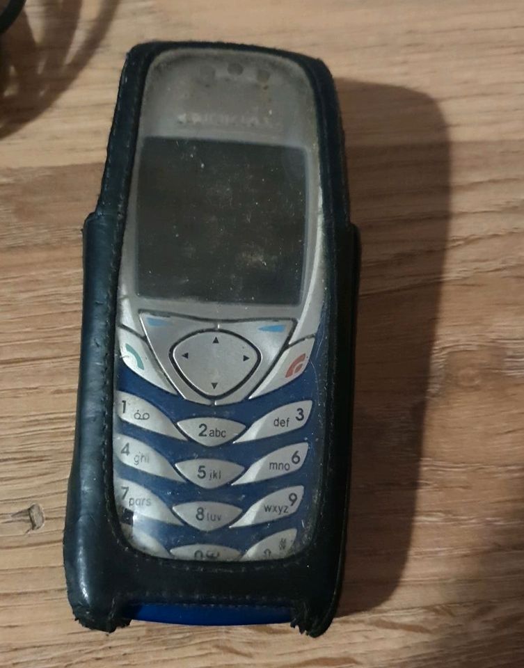 Nokia 6100 blau mit Zubehör Handy in Bürstadt