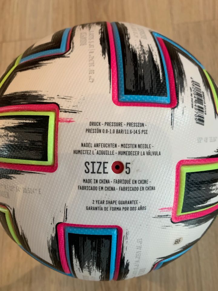 Matchball DFB Pokal Finale 2020 Bayer Leverkusen Bayern München in Hilden