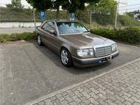 Oldtimer Mercedes 300CE W124 mit H-Kennzeichen Saarland - Saarwellingen Vorschau