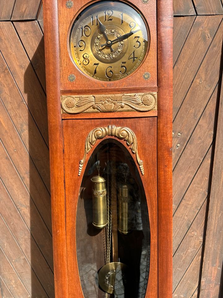 Jugendstil Standuhr antik Pendeluhr Wanduhr Gold Uhr vintage in Viechtach