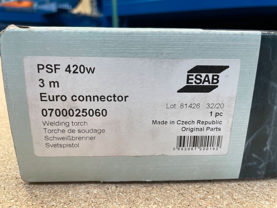 Esab Schweißbrenner PSF 420 w 3m Schlauchpaket MIG neu in Stadtlohn