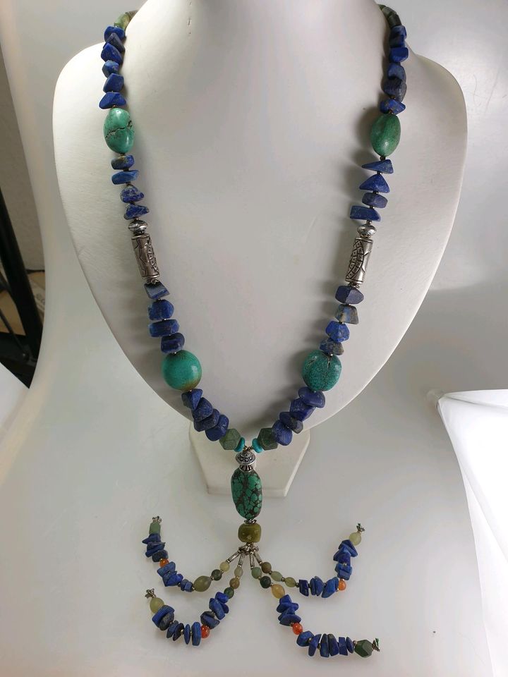 Üppiges Türkis Lapis Jade Collier mit Quast ( 76 cm ) 222 Gramm in Recklinghausen