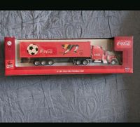 Großer Coca Cola Fußball Truck 31 cm Hessen - Groß-Bieberau Vorschau