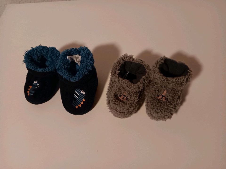 Wagenschuhe Babyschlappen in Merchweiler