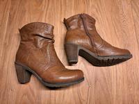 **RIEKER**Fast Neu**Winter-Stiefeletten**Gr. 40**Stiefel** Niedersachsen - Oldendorf (Landkreis Stade) Vorschau