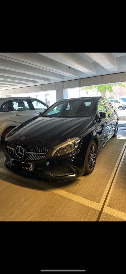 Mercedes A180 Amg Paket  Black Edition in Hamburg