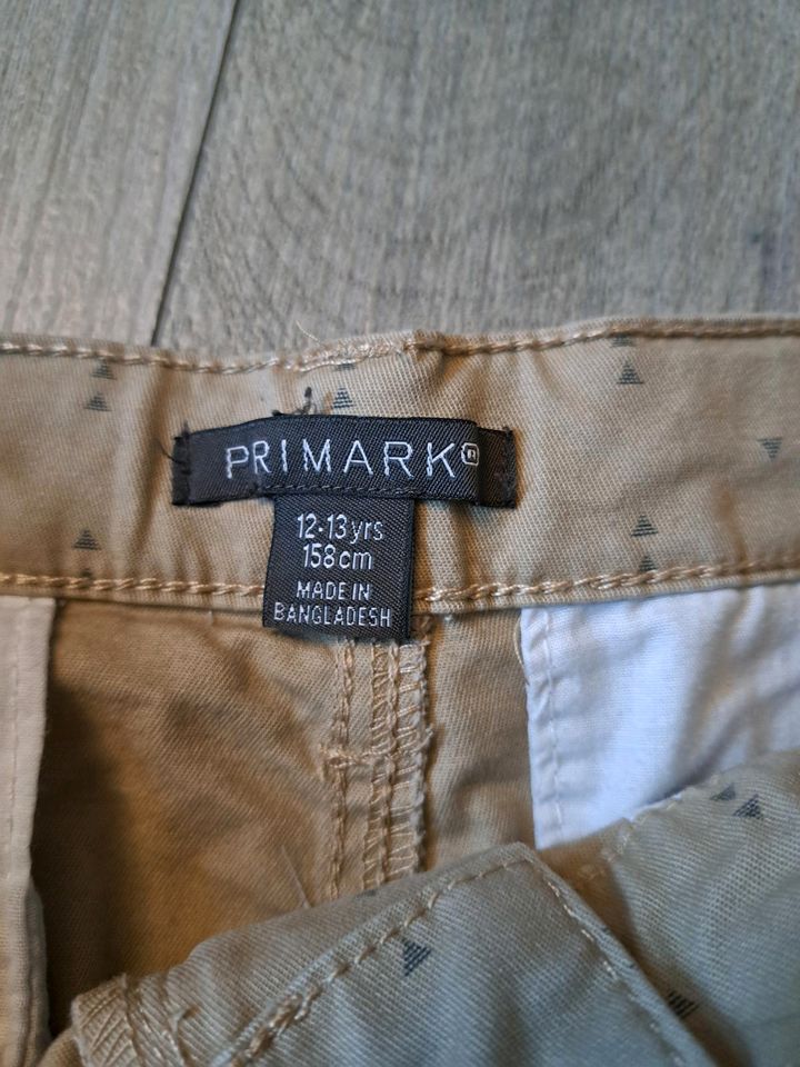 2 Shorts Größe 158 H&M und Primark wie NEU in Schöffengrund