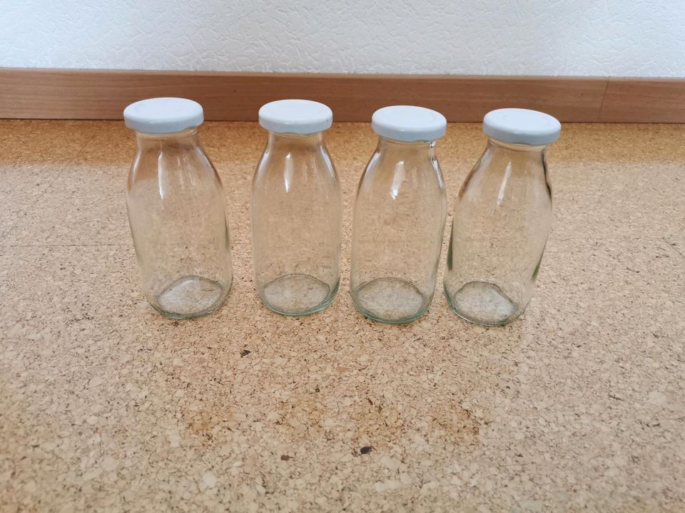 4x Glasflasche Milchflasche 0,25 l Flasche mit Deckel in Minden