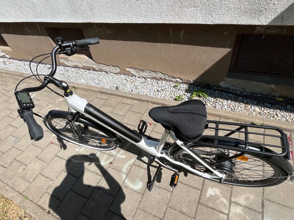 E-Bike 26 Zoll Fahrrad Ebike WIE NEU in Sigmaringen