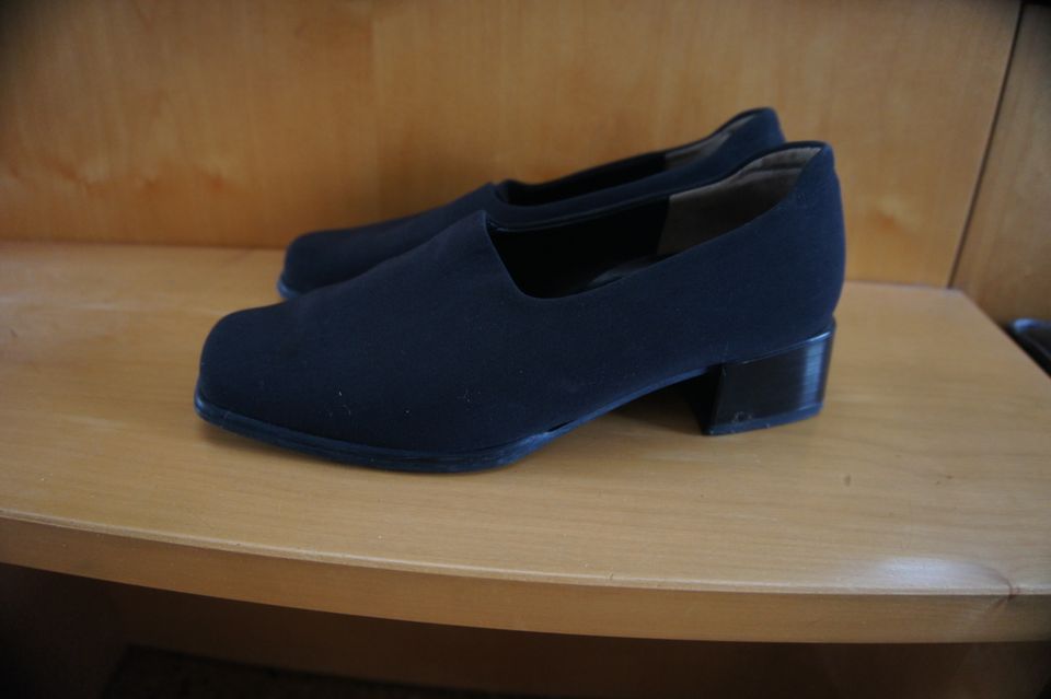 schwarze schicke Schuhe von Gabor in Wendlingen am Neckar