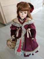 Porzellan Puppe limitiert mit Ständer Nordrhein-Westfalen - Kleve Vorschau