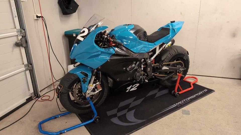 BMW S1000RR K67 BMW 2020 Racebike Rennmotorrad Rennmaschine in Fehmarn