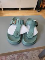 Sandalen (Kunststoff) *neu Chemnitz - Kaßberg Vorschau