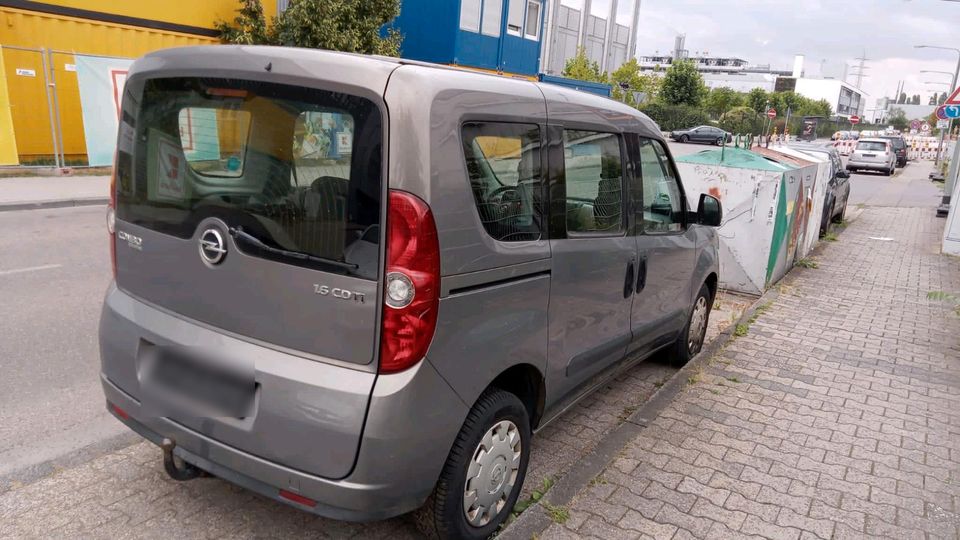 Opel COMBO 1,6 CDTI in Frankfurt am Main