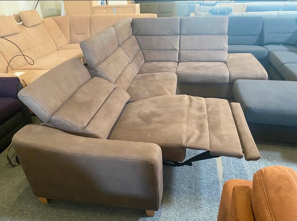 Sofa Ecksofa mit el. Relax Funktion Staukasten Federkern in Neuenkirchen