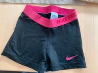 Kurze Nike Sportleggins Bayern - Ingolstadt Vorschau