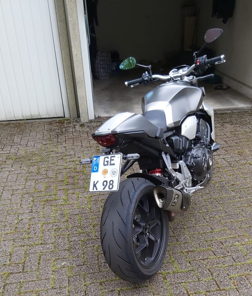 Honda Cb 1000R SC80 in Gladbeck