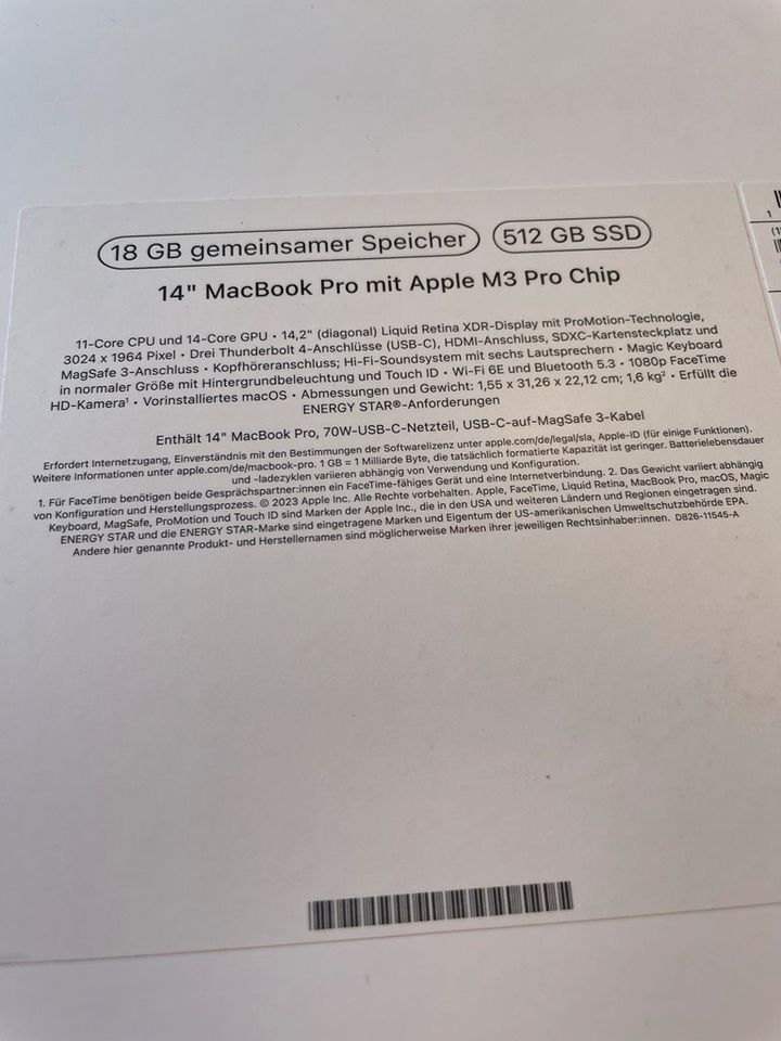 Apple MacBook mit Apple M3 Pro 14-Inch 2024 in Burgstetten