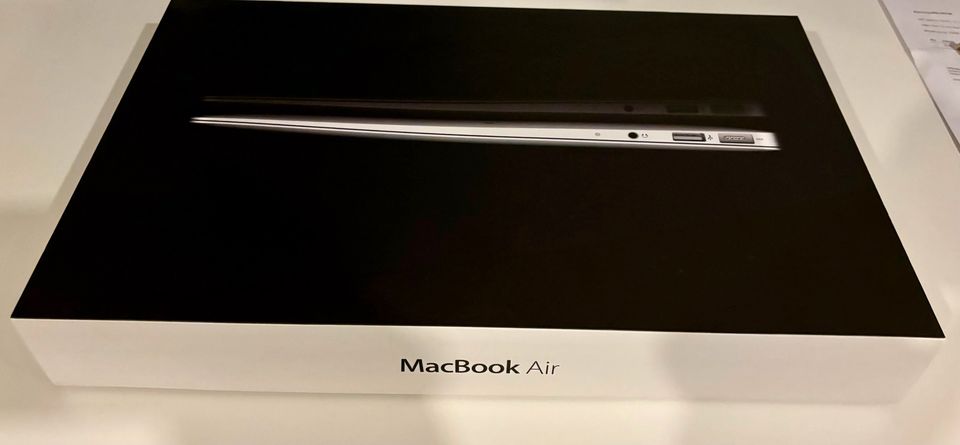 Ich verkaufe ein sehr gut erhaltenes MacBook Air mit 13.3 Zoll in Leipzig