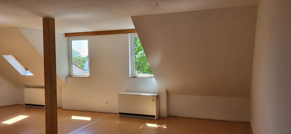 Brehna: Schöne, helle 2-Raum-Wohnung in ruhiger Wohnlage in Brehna