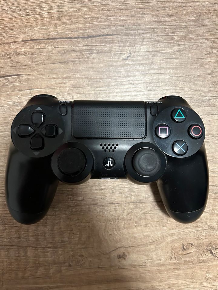 Playstation 4 inkl. Controller in Nierstein