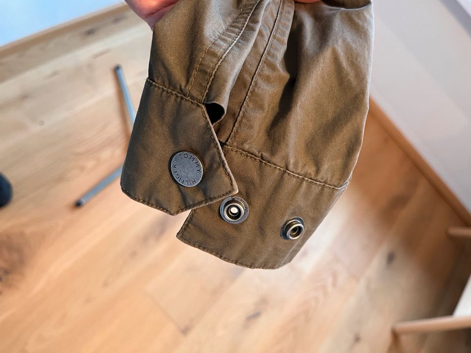 Tommy Hilfiger Herren Blouson Jacke Sommer Größe M in olive in Au