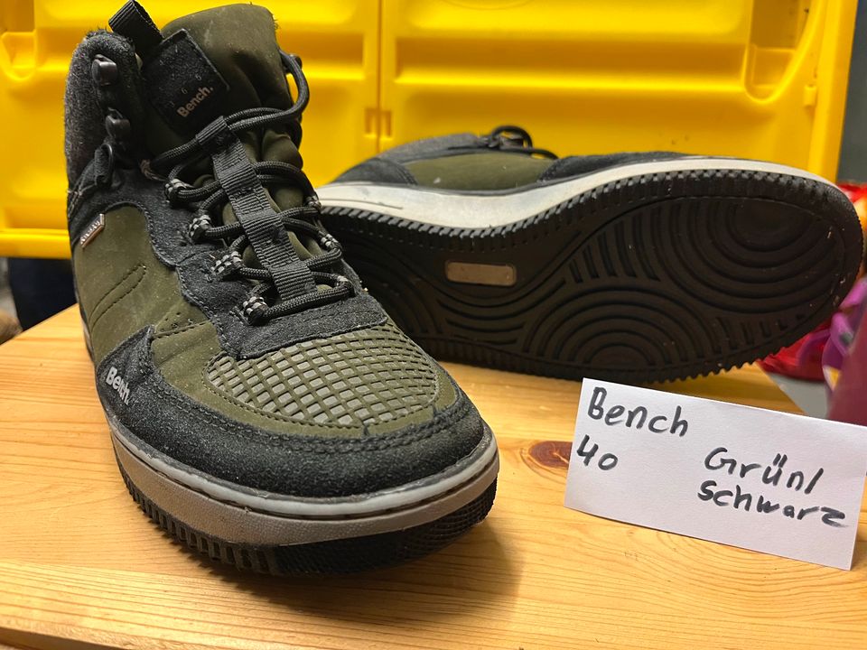 Bench Winterschuh in Remscheid