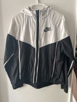 Nike Jacke schwarz Pankow - Prenzlauer Berg Vorschau