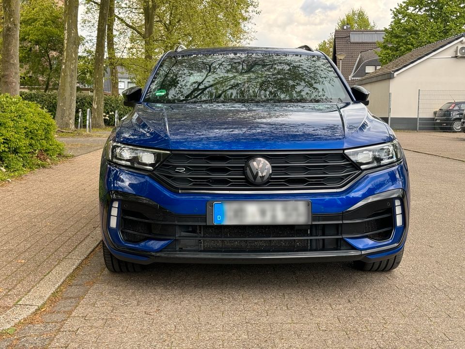 Volkswagen T-Roc R 2.0 DSG 4-MOTION AKRAPOVIC BEATS RÜCKFAHRKAMAR in Oberhausen