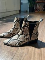 Stiefeletten Buffalo Schlange beige Gr. 40 Hessen - Rodgau Vorschau