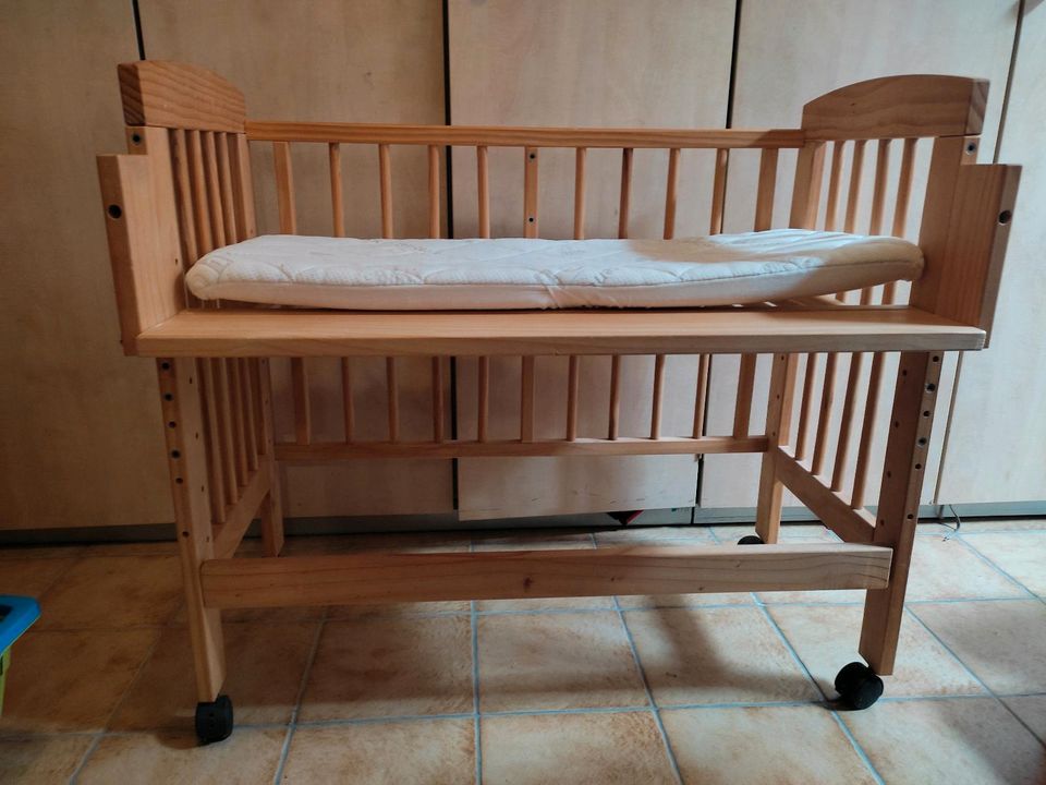 Babybeistellbett Beistellbett Zustellbett Holz in Gabsheim