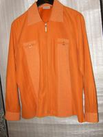 Jacke in angesagter Farbe = Orange mit Reißverschluss Hessen - Wetzlar Vorschau