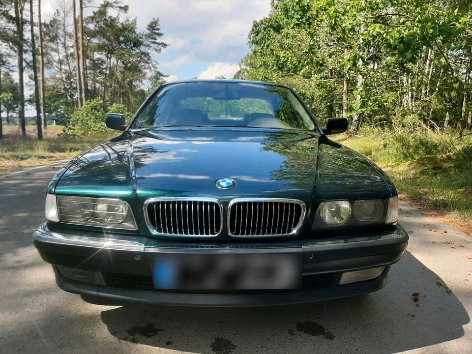 BMW 728i E38 gepflegter Original Zustand in Kamenz
