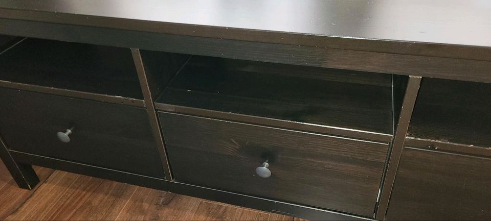 IKEA Hemnes TV Bank Schwarzbraun in Karby (Schwansen)