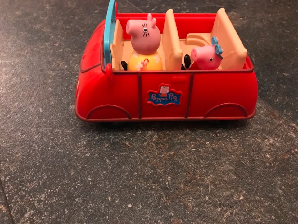 Peppa Wutz Auto mit Sound in Würselen