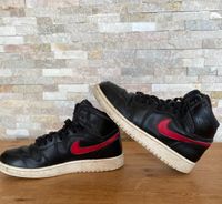 Nike Sneaker Air Jordan Gr. 37,5 schwarz/ rot Bayern - Münchsmünster Vorschau