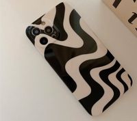 Handy Hülle iPhone 15 pro Kunststoff schwarz weiß Hessen - Gießen Vorschau