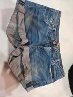 H&M Jeans shorts gr. 31 und gr. m Nordrhein-Westfalen - Bedburg Vorschau