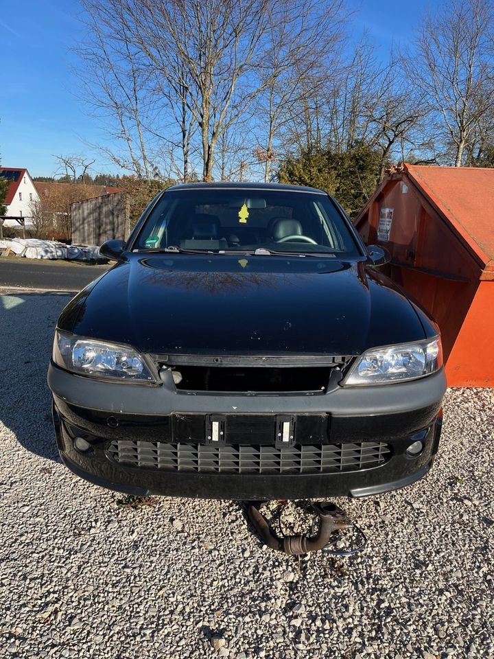 Projektaufgabe! Vectra i 500mit 2 Motoren. Verkauf gegen Gebot! in Neumarkt i.d.OPf.