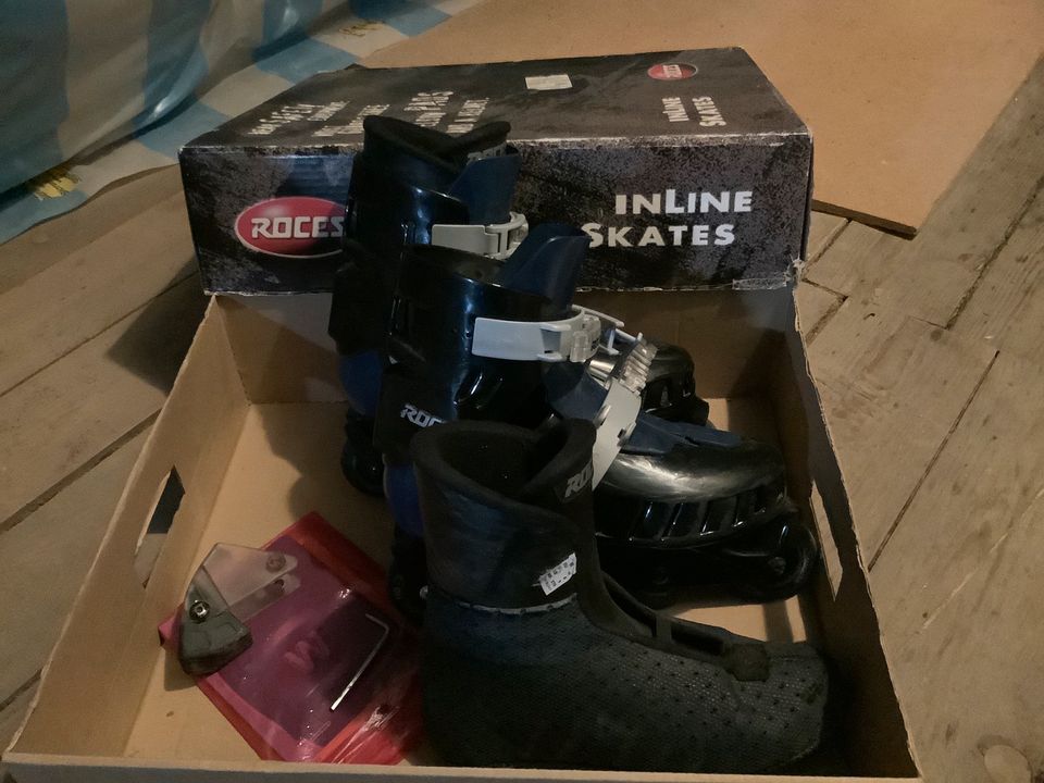 Roces Inline-Skates schwarz/dunkelblau in Gundelfingen a. d. Donau