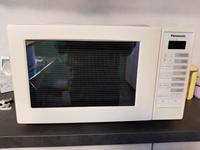 Microwelle Panasonic  mit Grillfunktion Sachsen-Anhalt - Zernitz Vorschau
