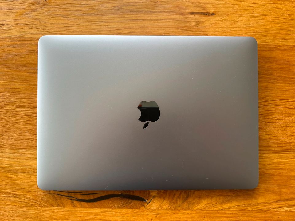 MacBook Air (Dual-Core Intel Core i5) in Gummersbach