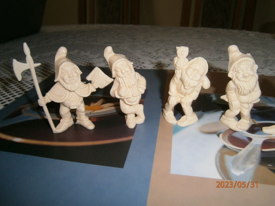 7 Stück Zwerge Figuren Rohlinge in Lucka